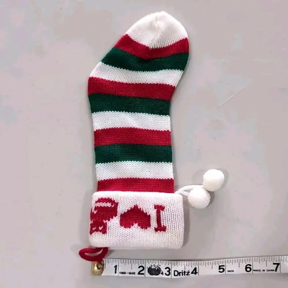 Unbranded christmas cat